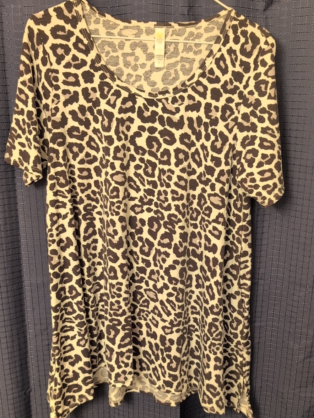 LuLaRoe Perfect T Small Like New